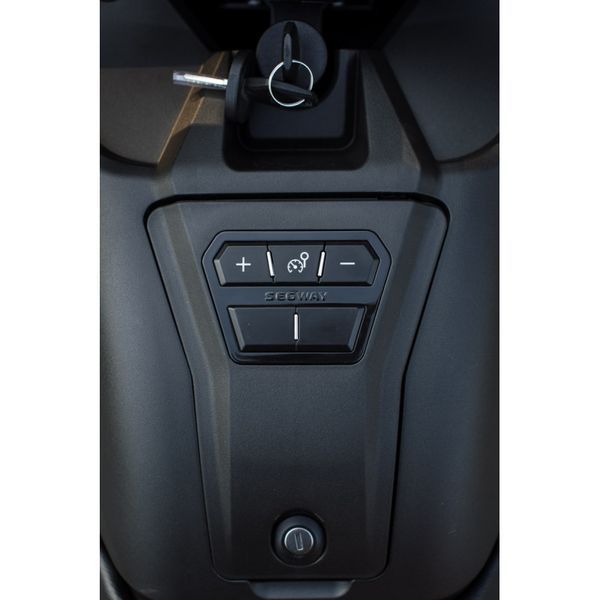 Квадроцикл SEGWAY SNARLER 600 AT6L FULL Black+Matt AT6-L-Full-Black+Matt фото